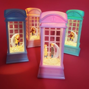 Telefon Kulübesi Temalı Işıklı Kar Küresi