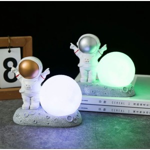 3D Sevimli Astronot Lamba