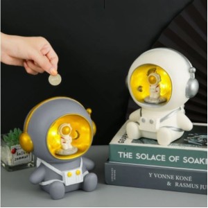 Astronot Kumbaralı Gece Lambası