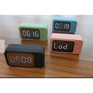 Bluetooth Hoparlörlü Şarjlı Radyolu Alarmlı Led Dijital Masa Saat..