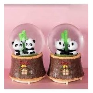 Sevimli Panda Işıklı Müzikli Orta Boy Kar Küresi