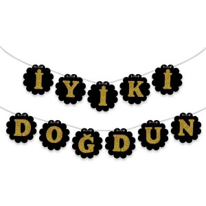 Siyah Üzeri Altın Renk Harflerle İyiki Doğdun Yazılı Strafor Flam..