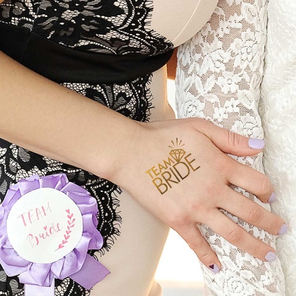 Tekli Bride Tattoo Model 5 - Altın Yaldız - 5,5 Cm X 5,5 Cm - Geçici Dövme
